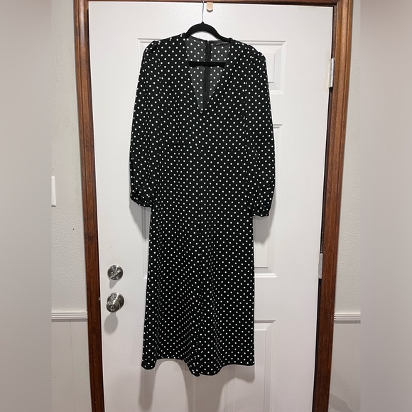 SOLD ZARA Black White Polka Dot Long sleeve Pant Jumpsuit Baggy leg Zip V neck - Picture 1 of 14